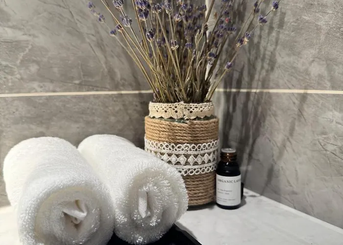 Căn hộ Lavender House- The Sapphire Resident 2 *