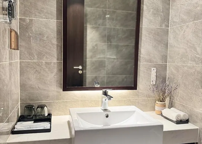Căn hộ Lavender House- The Sapphire Resident 2 *